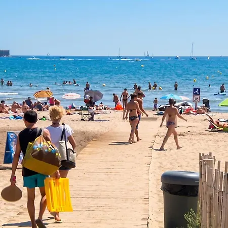 Paisible A Avec Piscine Partagee Agde